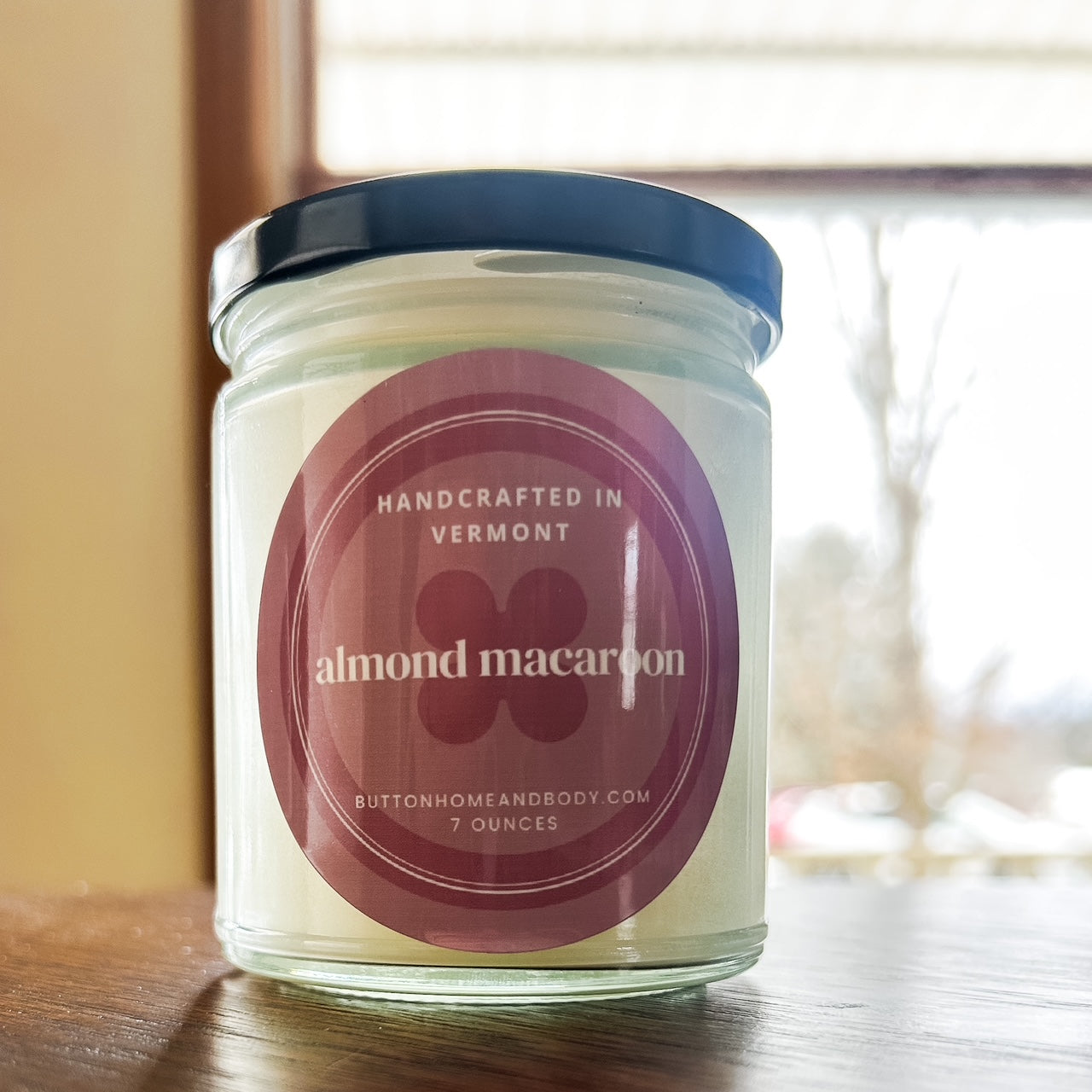 Almond Macaroon 7 Ounce Jar Candle