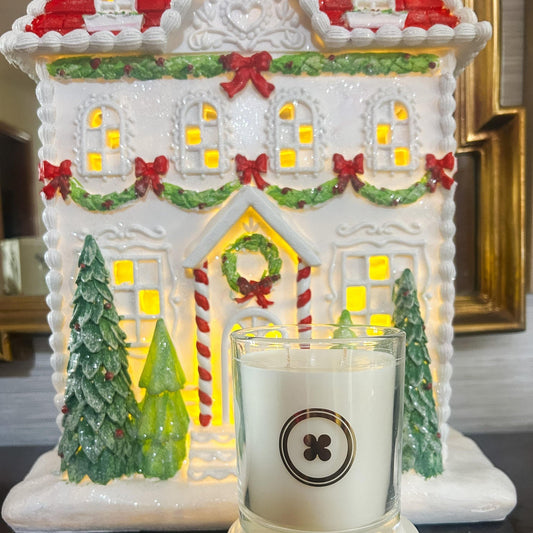 Roasted Pine Cone Holiday Forest Candle